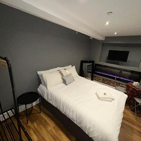 Cosy Double Bed With Fire Place Apartment Edinburgh Exterior foto